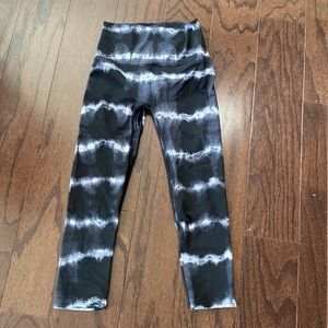 K-Deer Capri Leggings